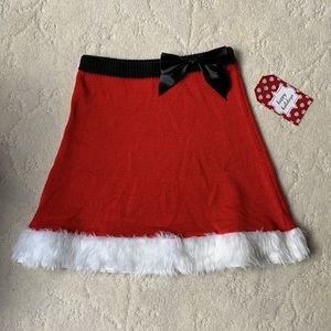 NWT Red, Black, & White Color Christmas🧑‍🎄 Skirt ONLY, Juniors